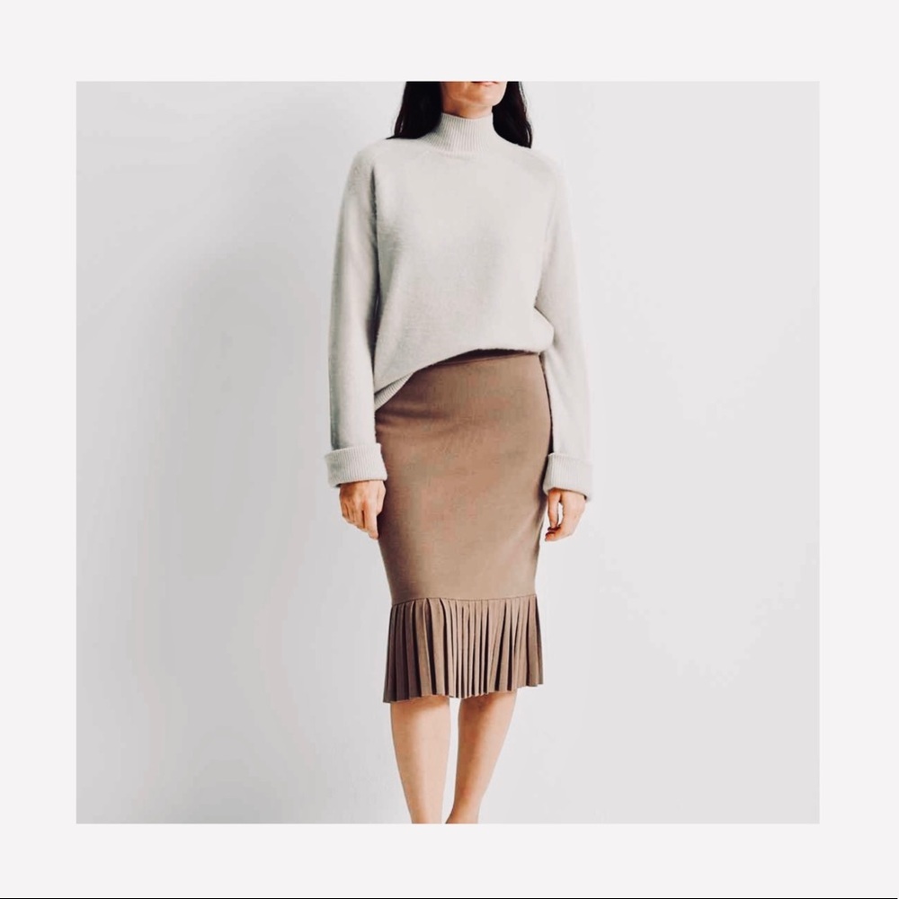 CLUB MONACO Slim Pleated Knit Skirt